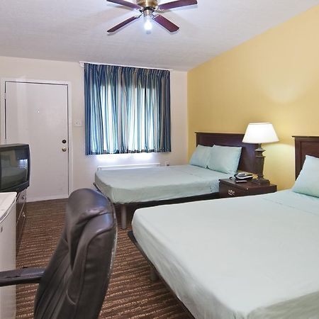 Jonathan'S Inn Groves Luaran gambar